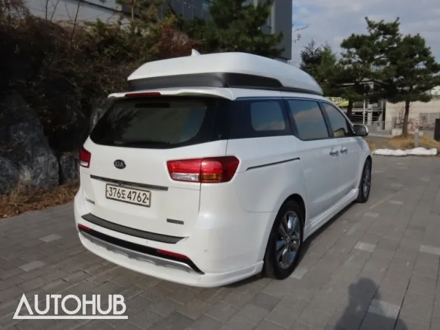 Kia Carnival 2018 photo 3