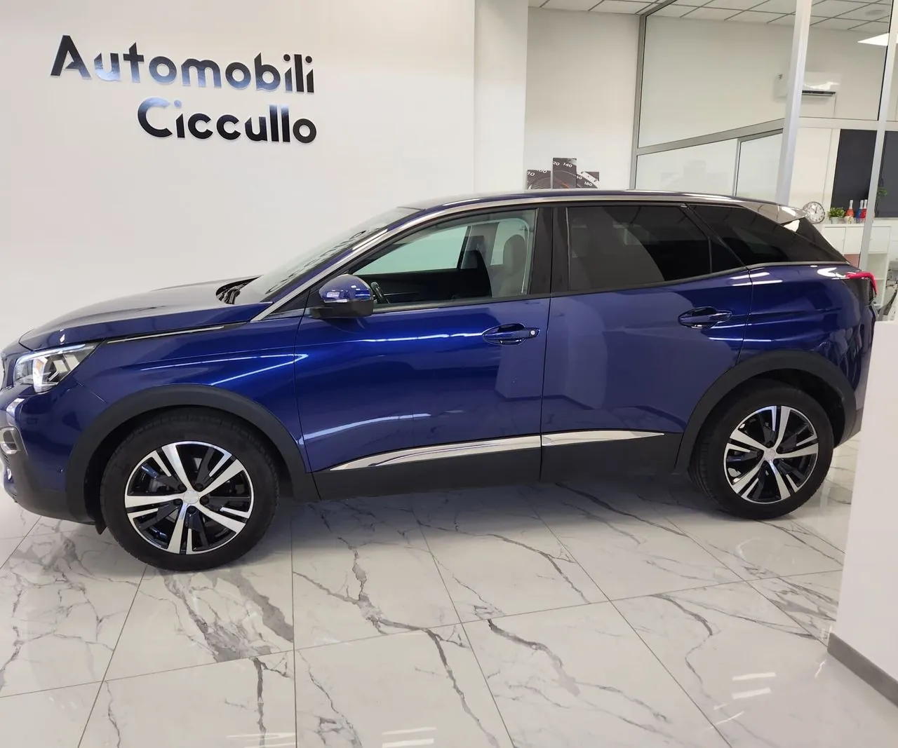Peugeot 3008 2020 photo 3