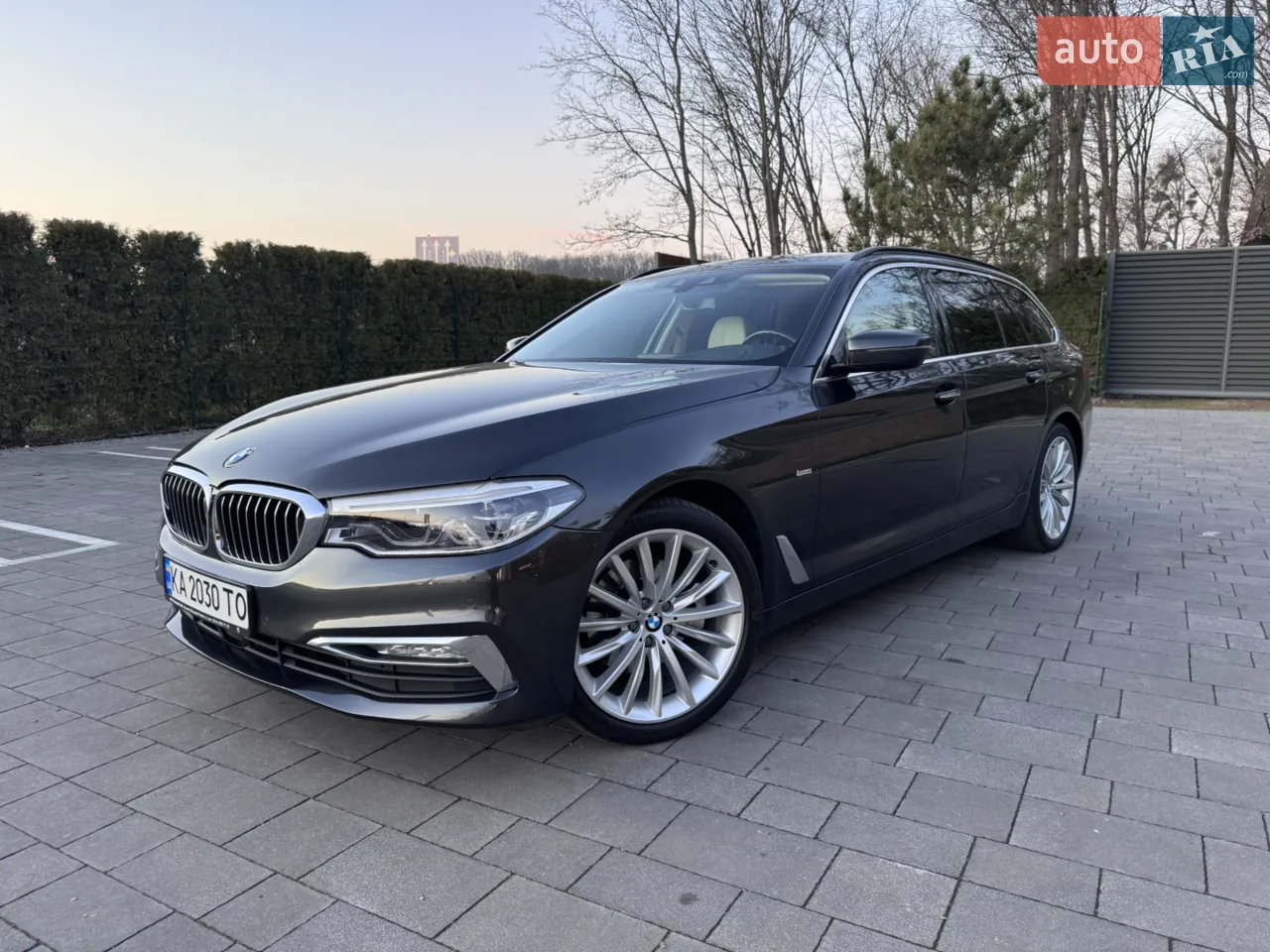BMW 5 Series 2017 photo 5