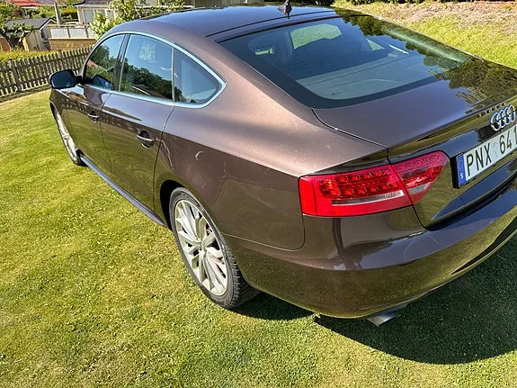 Audi A5 2011 photo 5