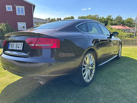 Audi A5 2011 photo 4