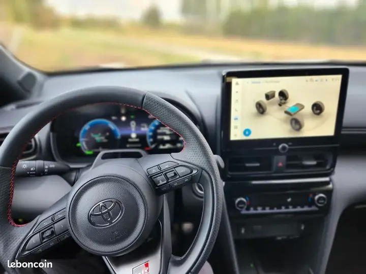 Toyota Yaris Cross 2026 photo 2
