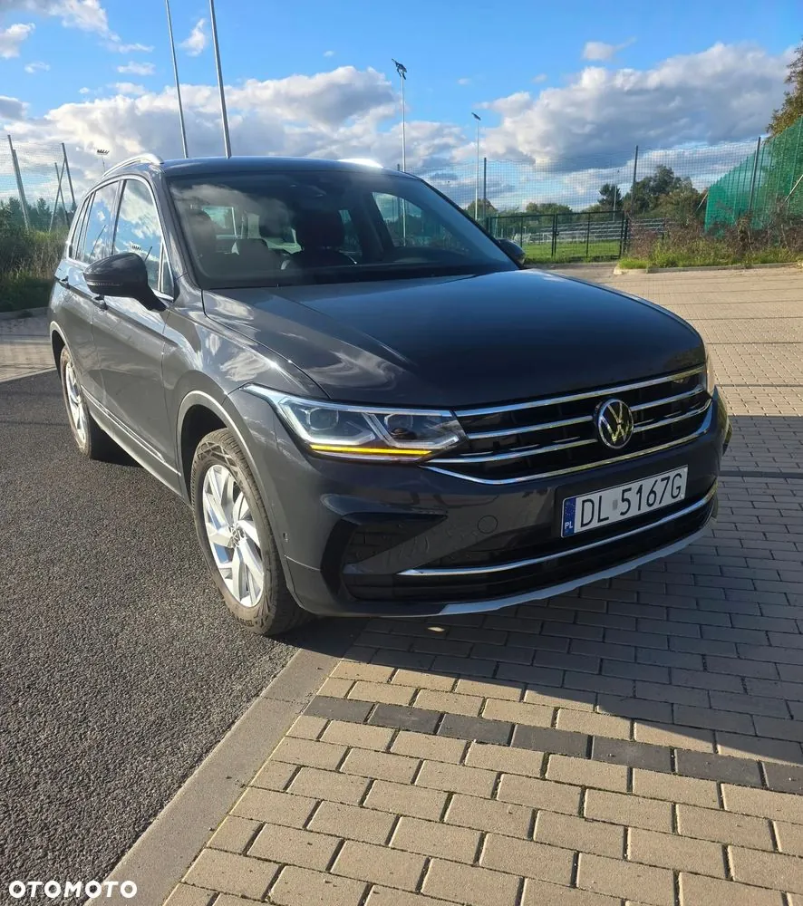 Volkswagen Tiguan 2022 photo 2