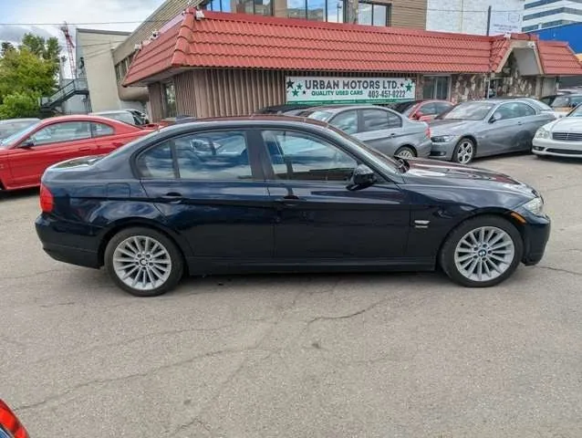 BMW 3Series 2010 photo 5