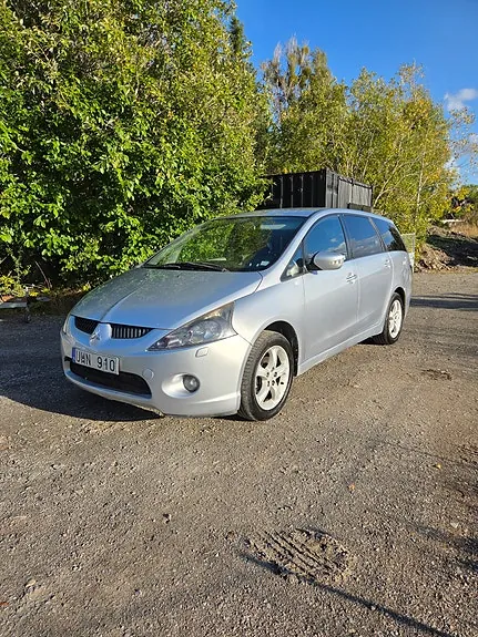 Mitsubishi Grandis