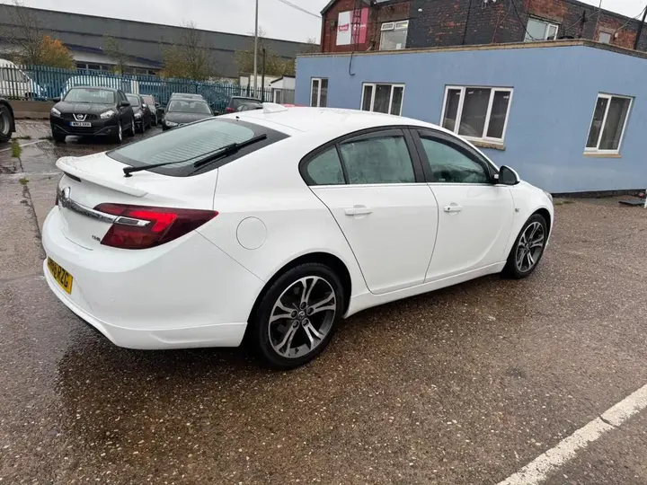 Vauxhall Insignia 2017 photo 5