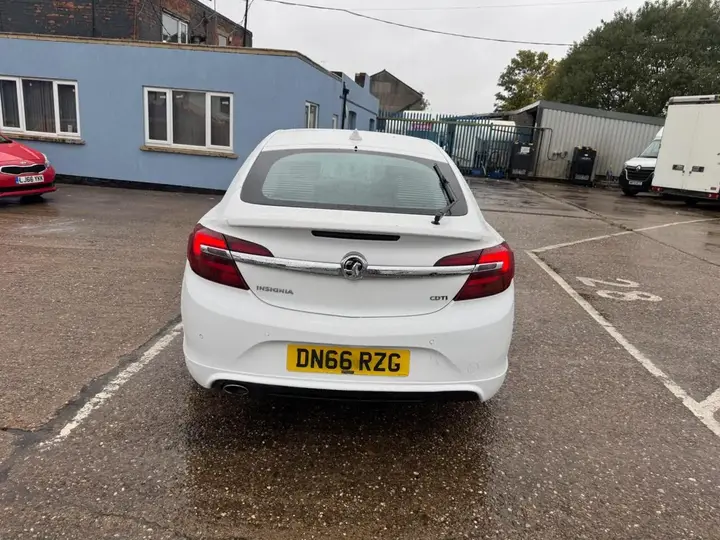Vauxhall Insignia 2017 photo 4