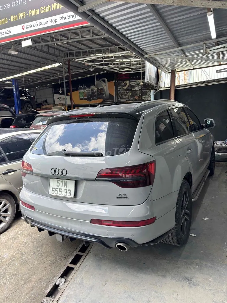 Audi Q7 2006 photo 2