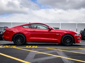 Ford Mustang 2022 photo 3