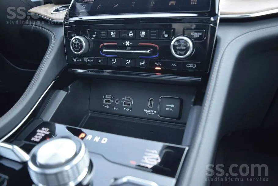 Jeep Grand Cherokee 2025 photo 5