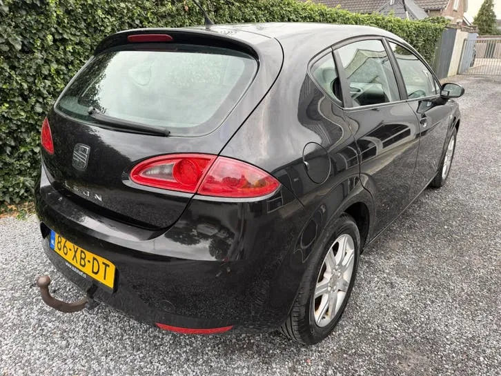 Seat Leon 2007 photo 3