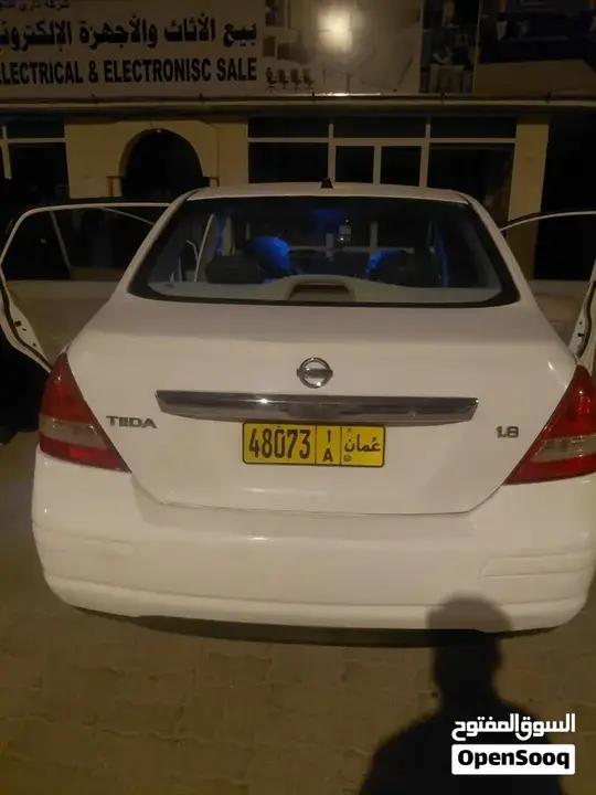 Nissan Tiida 2011 photo 3