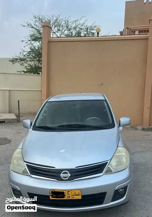 Nissan Tiida 2011 photo 5
