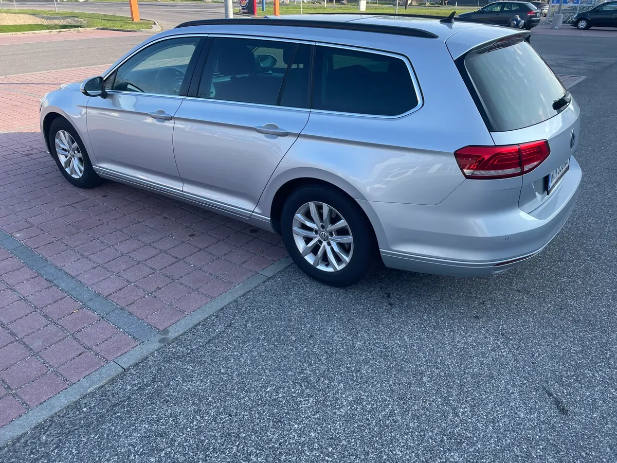 Volkswagen Passat 2016 photo 3