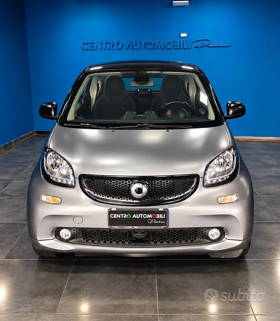 Smart Fortwo 2018 photo 2