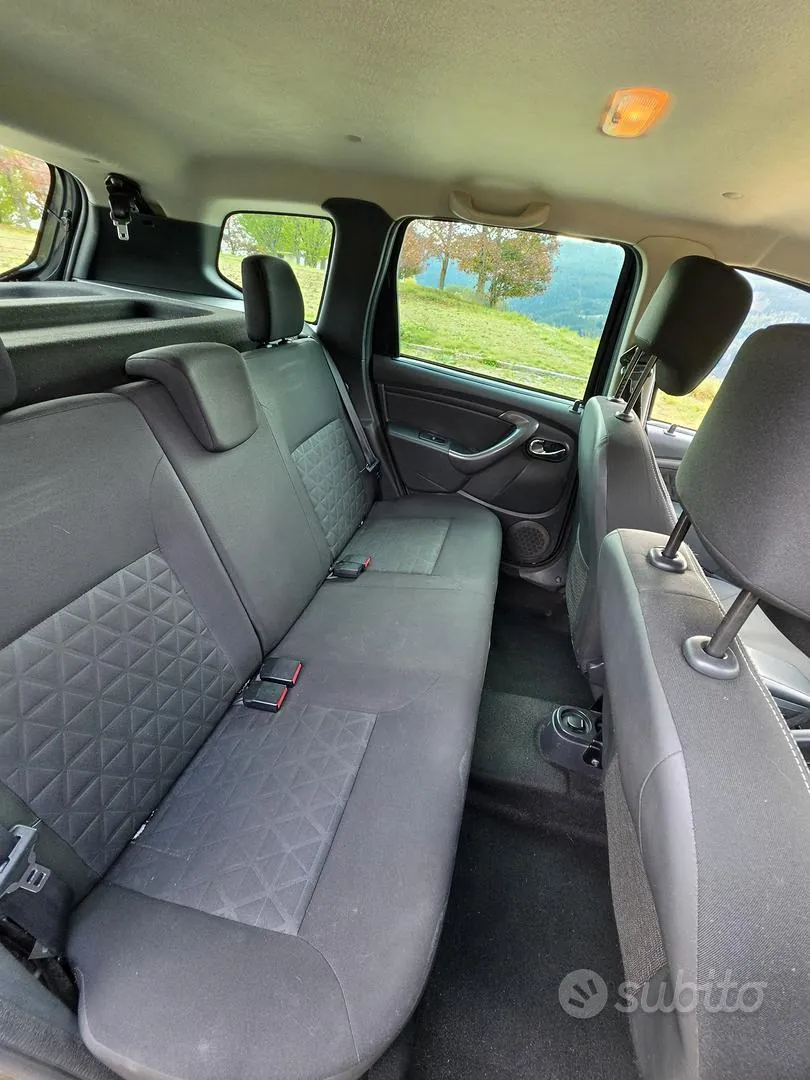 Dacia Duster 2015 photo 4