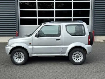 Suzuki Jimny 2005 photo 2