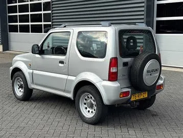 Suzuki Jimny 2005 photo 3