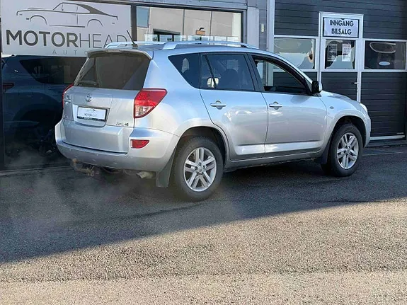 Toyota Rav4 2008 photo 3