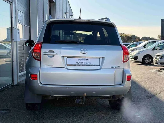 Toyota Rav4 2008 photo 4