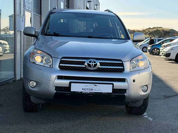 Toyota Rav4 2008 photo 2