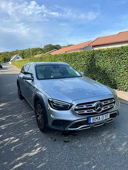 Mercedes-Benz E220 D