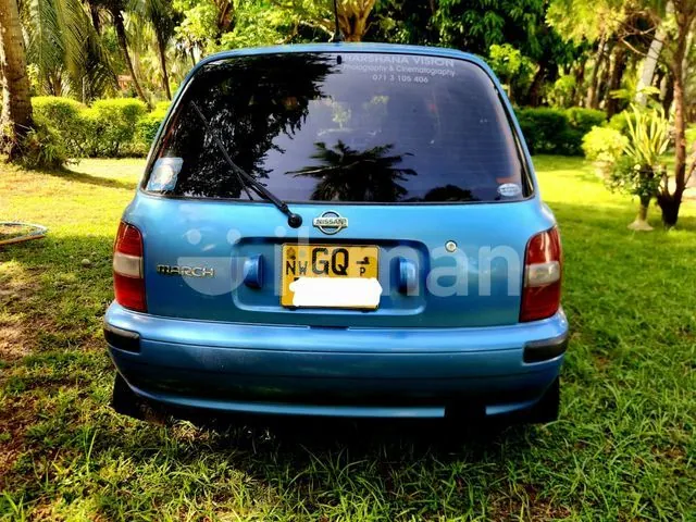 Nissan March 2000 photo 5
