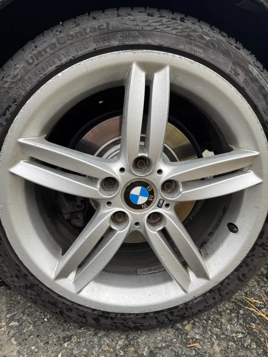BMW 1 Series 2009 photo 2