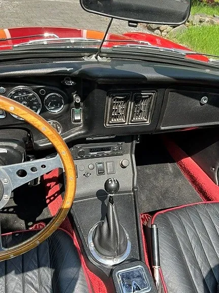 MG Mgb 1973 photo 4