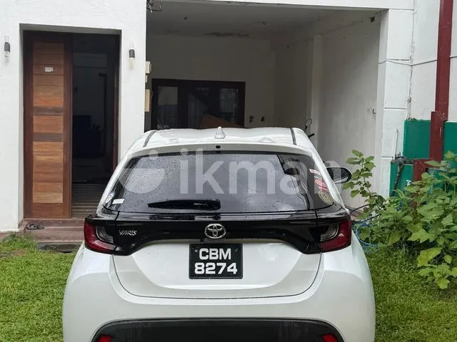 Toyota Yaris 2023 photo 2