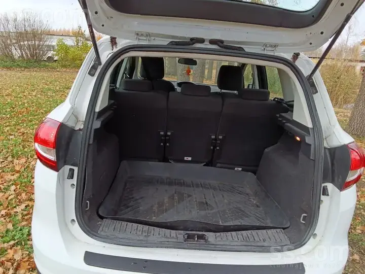 Ford C-Max 2016 photo 5
