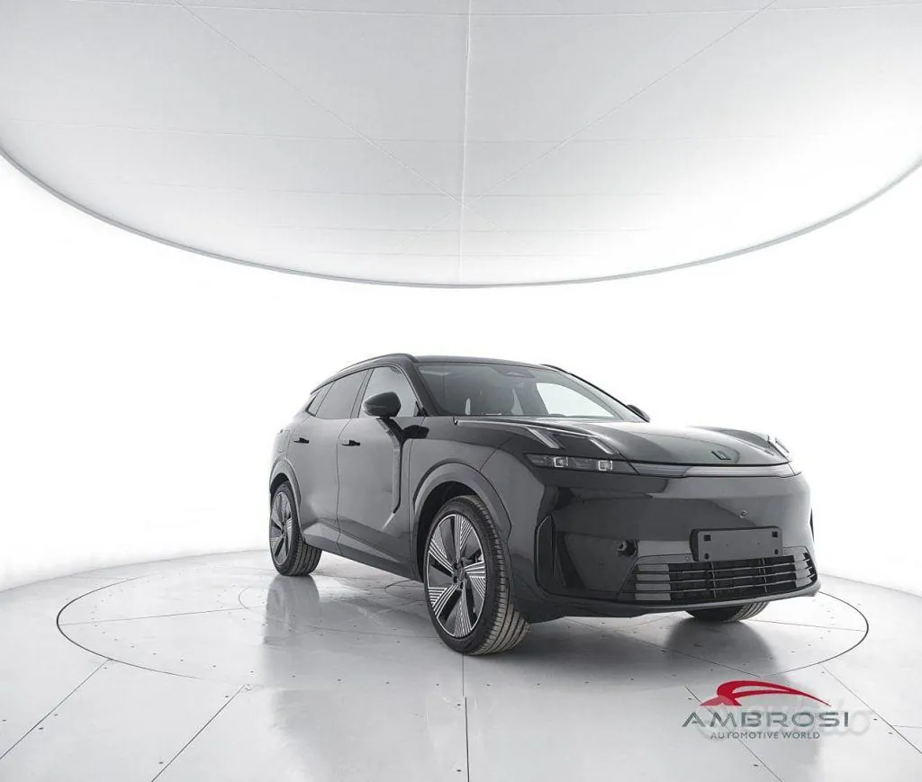 Lynk & Co 08 Phev More 1.5 2026 photo 2