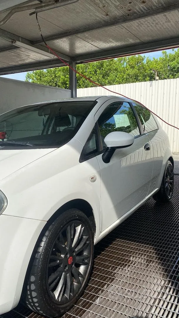 Fiat Grande Punto 2008 photo 3