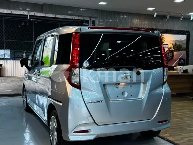 Toyota Roomy 2023 photo 4