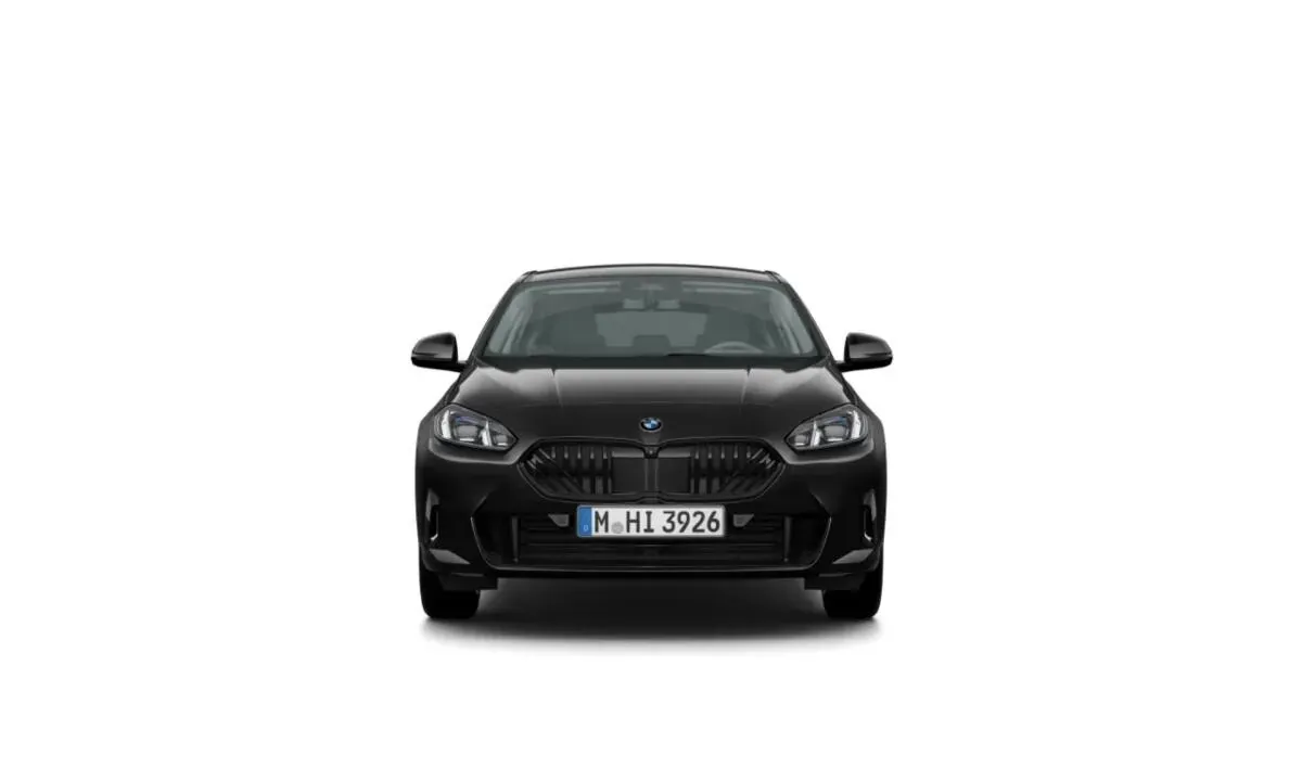 BMW 1 Series 2023 photo 2