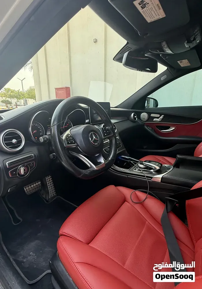 Mercedes-Benz C300 2015 photo 3