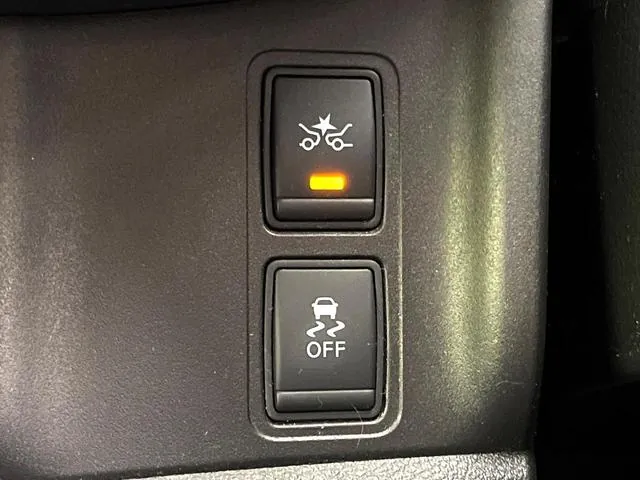 Nissan Sentra 2018 photo 5