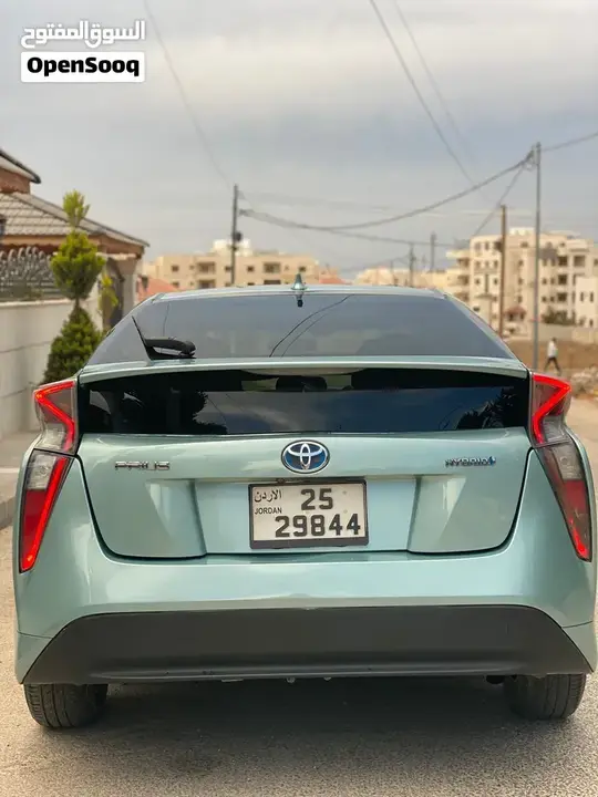 Toyota Prius 2016 photo 3