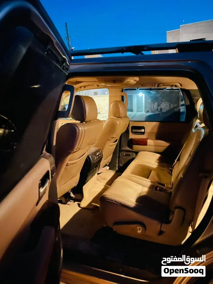 Toyota Sequoia 2013 photo 3