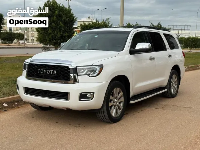 Toyota Sequoia 2013 photo 5