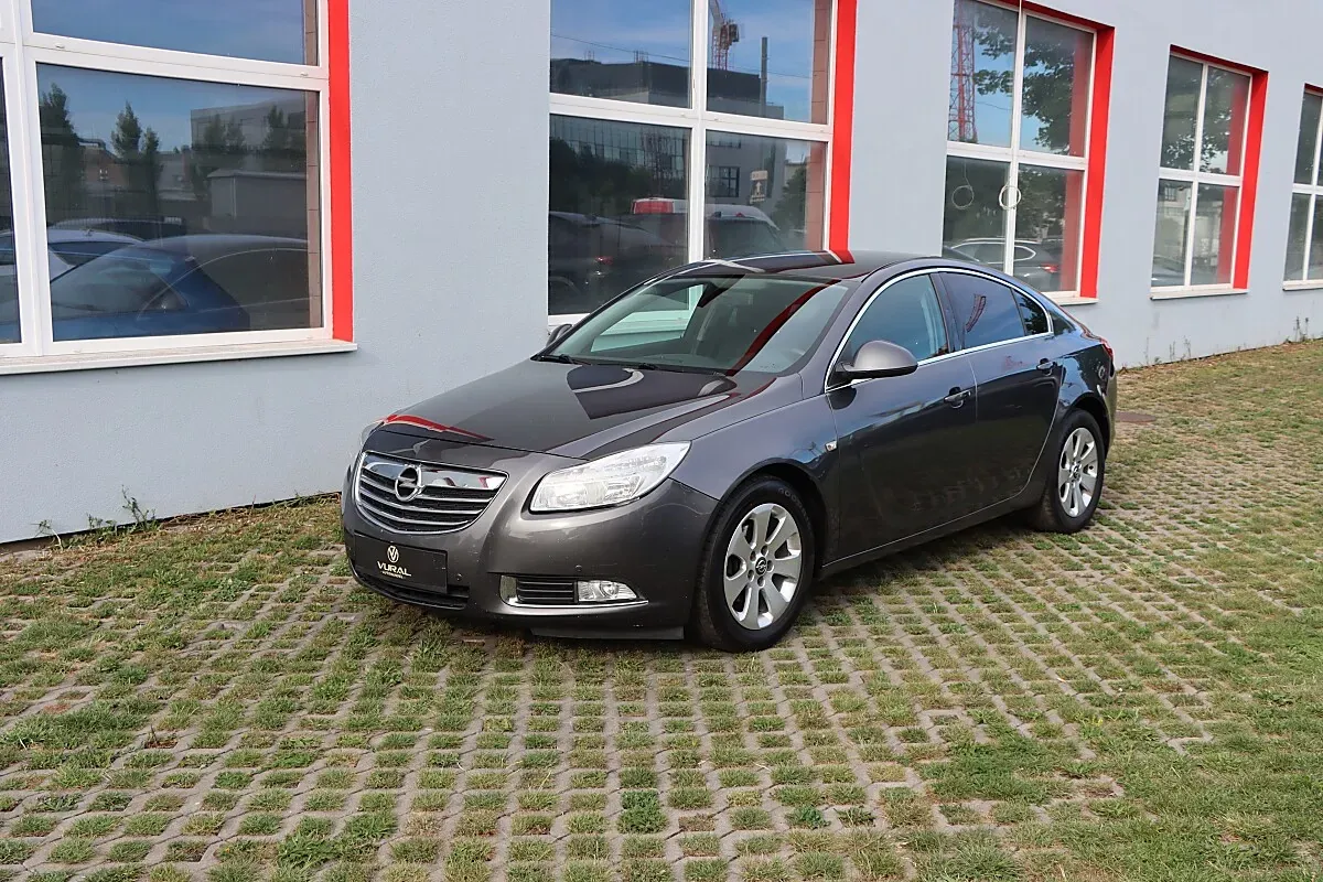 Opel Insignia 2009 photo 2