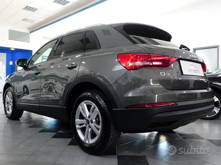 Audi Q3 2021 photo 5