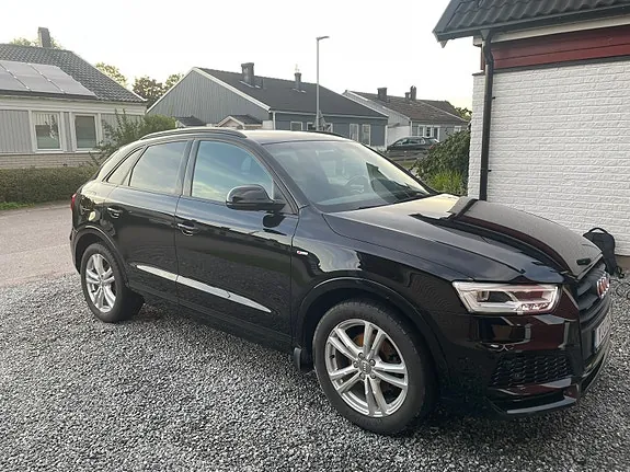 Audi Q3 2018 photo 2