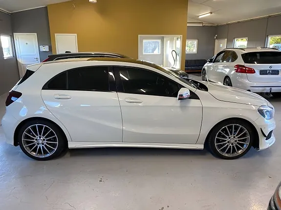 Mercedes-Benz A 180 2013 photo 3