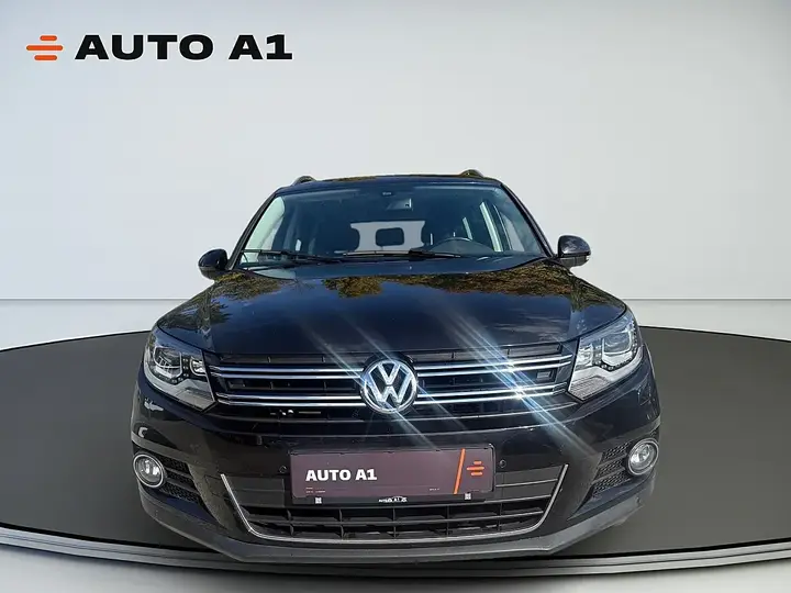 Volkswagen Tiguan 2012 photo 2