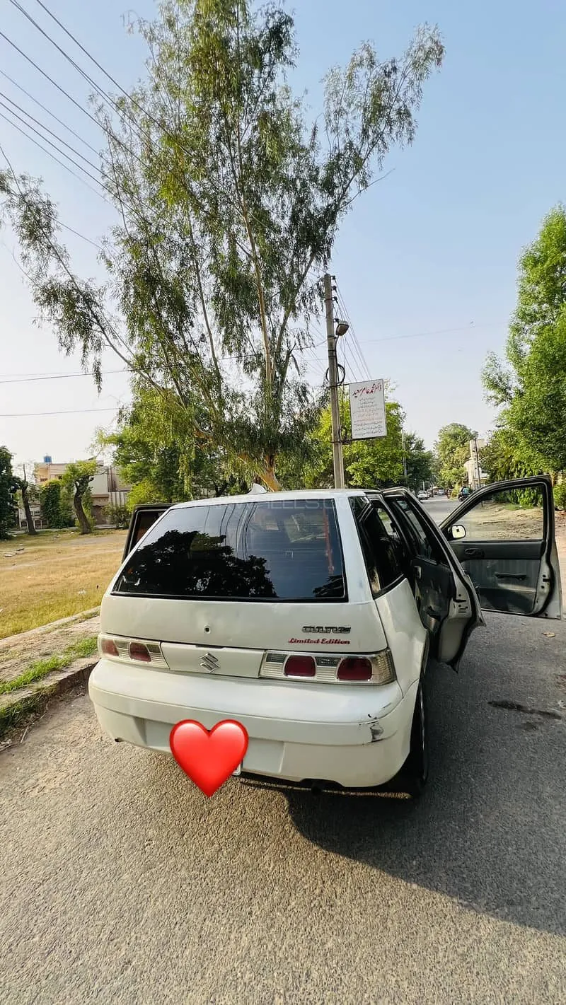 Suzuki Cultus