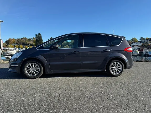 Ford S-Max 2012 photo 3