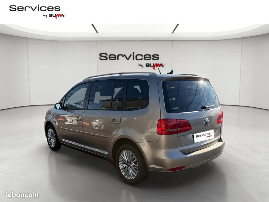 Volkswagen Touran 2014 photo 3