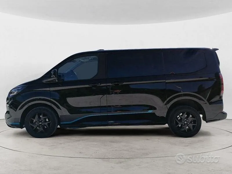 Ford Tourneo Custom 2025 photo 3