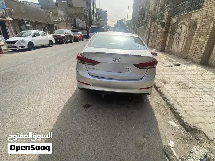 Hyundai Elantra 2018 photo 2